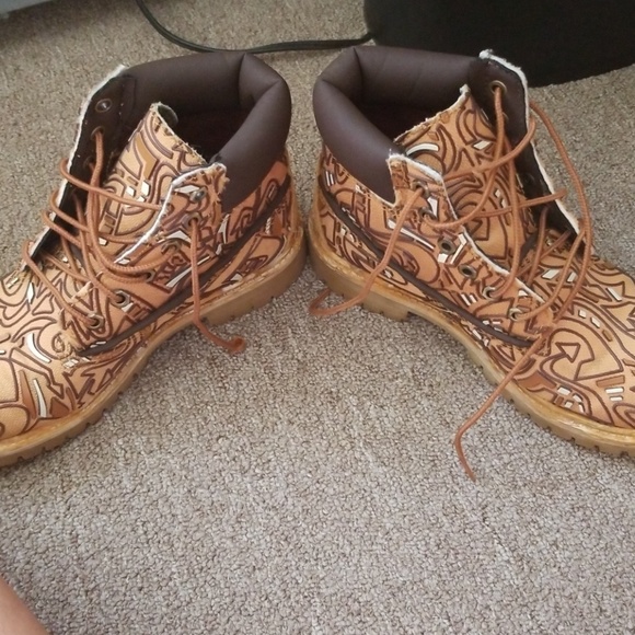 Timberlands - Picture 4 of 6